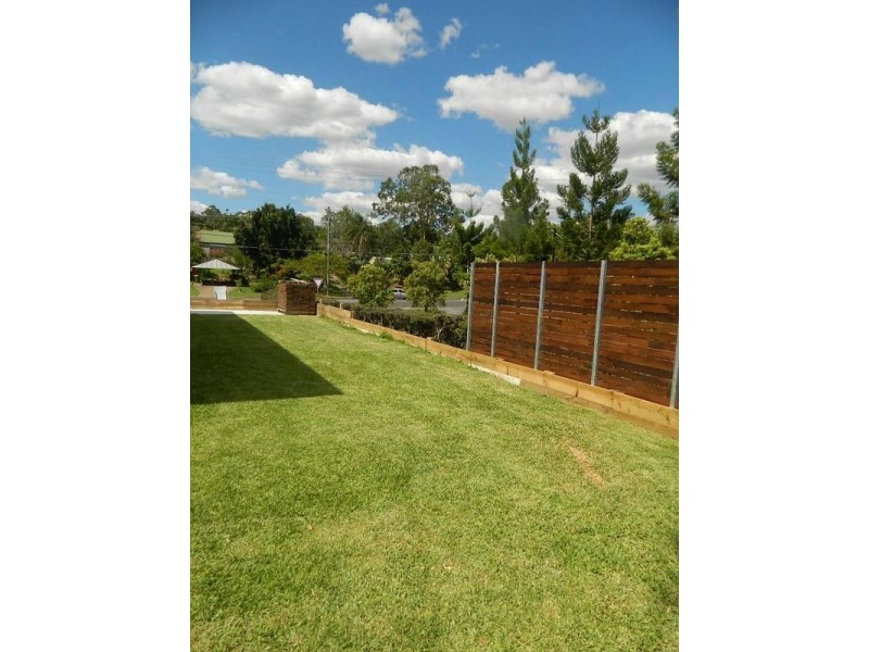 1 Higgins street, Collingwood Park QLD 4301