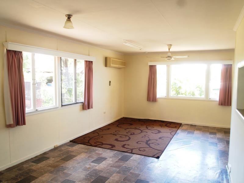 84 Old Ipswich Road, Riverview QLD 4303