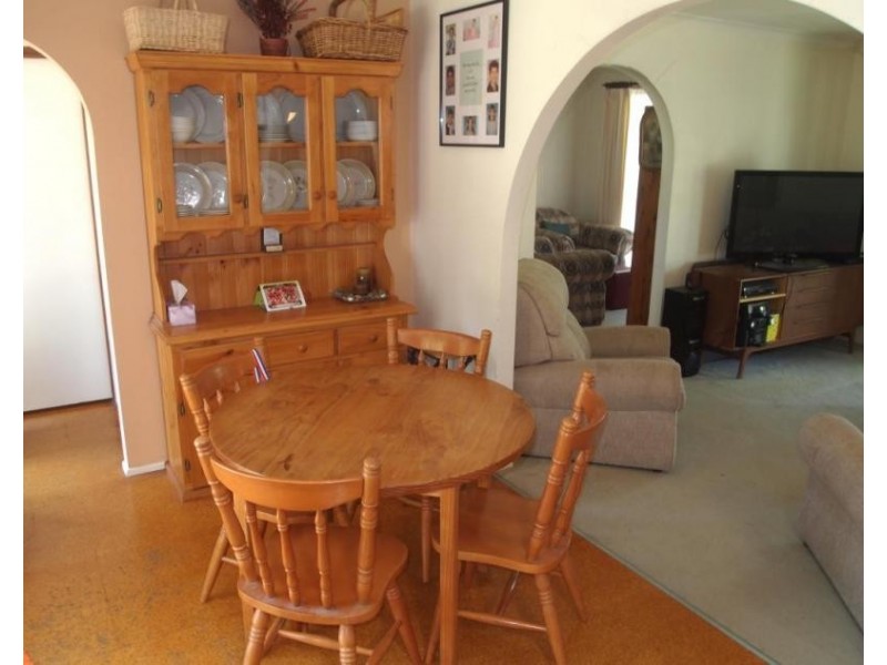 3 Barry Drive, Redbank Plains QLD 4301