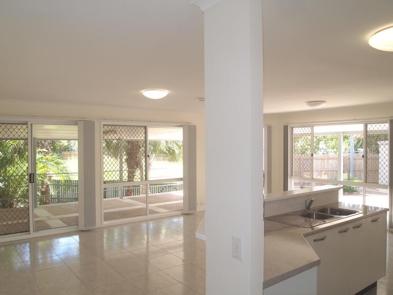 6 Gabrielle Court, Collingwood Park QLD 4301