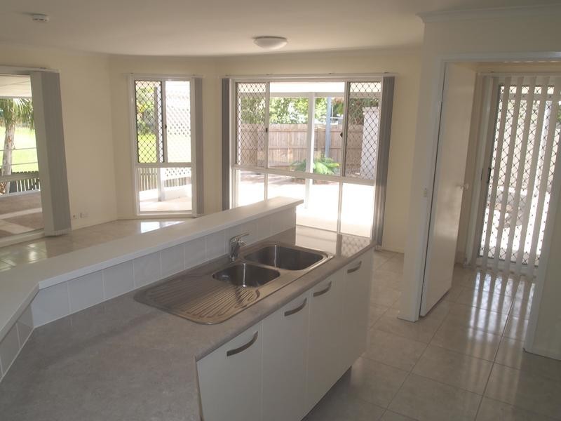 6 Gabrielle Court, Collingwood Park QLD 4301
