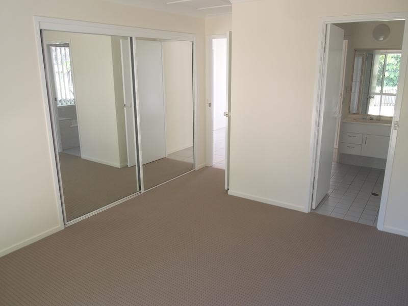 6 Gabrielle Court, Collingwood Park QLD 4301