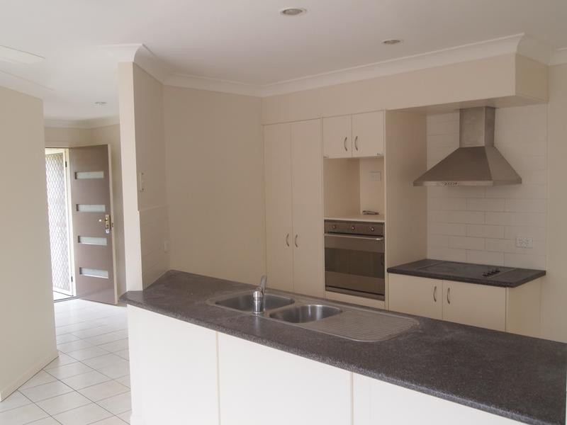 20 Collins Street, Collingwood Park QLD 4301