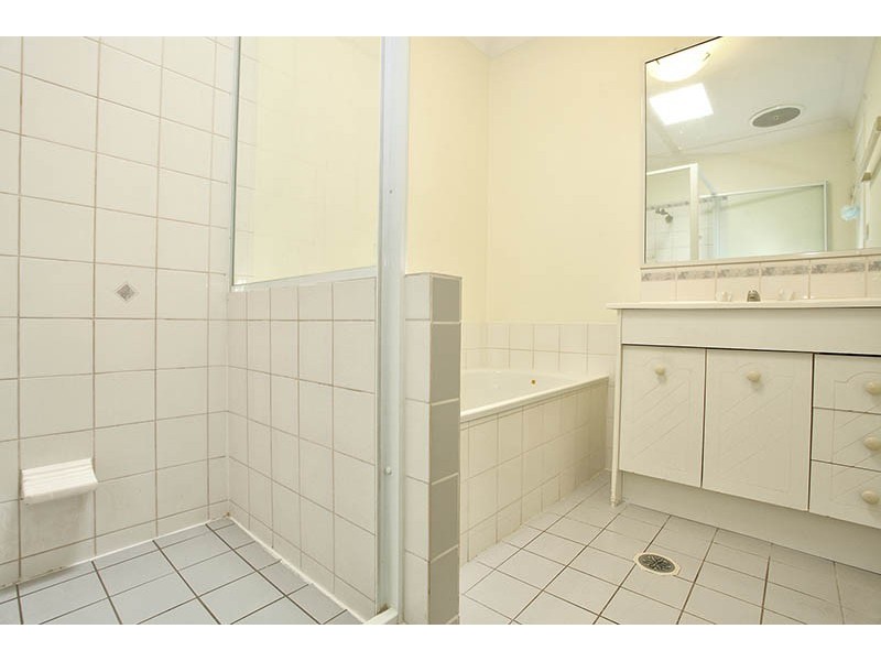 1/212 Eagle Street, Collingwood Park QLD 4301