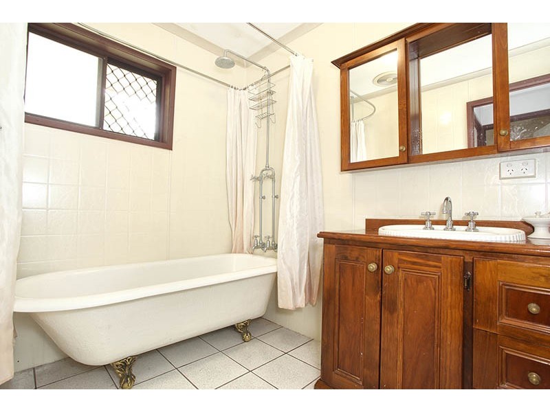 5 Heysen Court, Collingwood Park QLD 4301