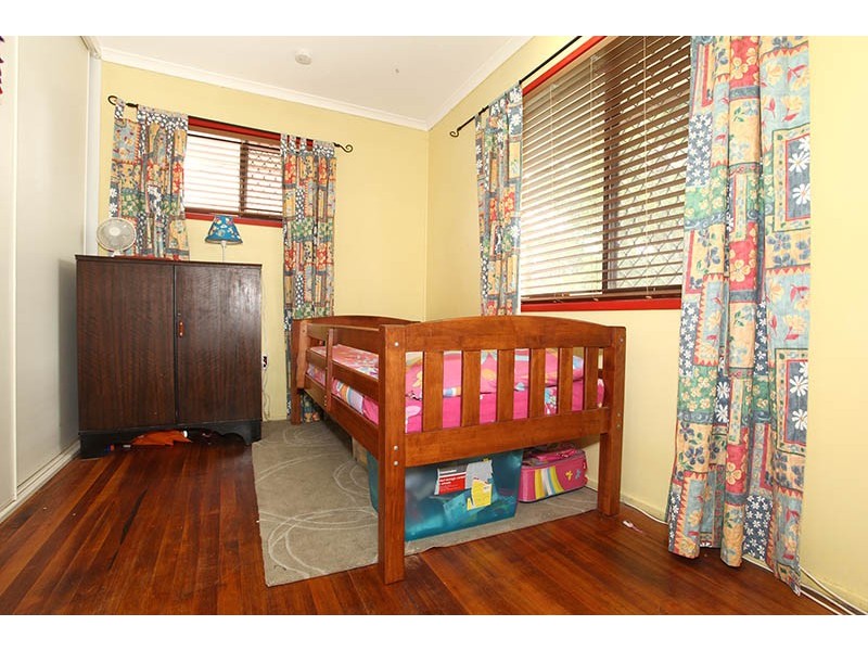 5 Heysen Court, Collingwood Park QLD 4301