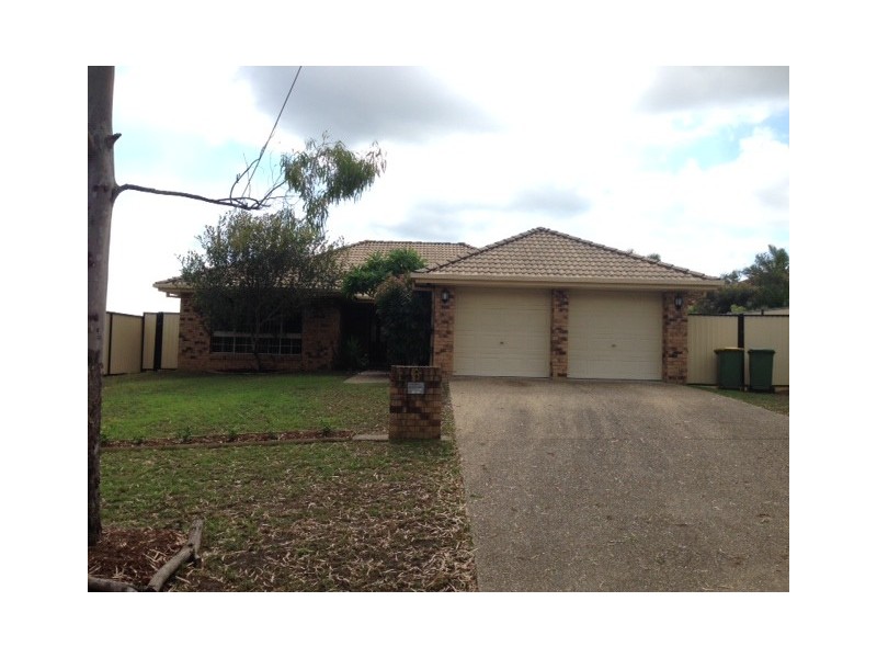 8 Scullin Street, Collingwood Park QLD 4301