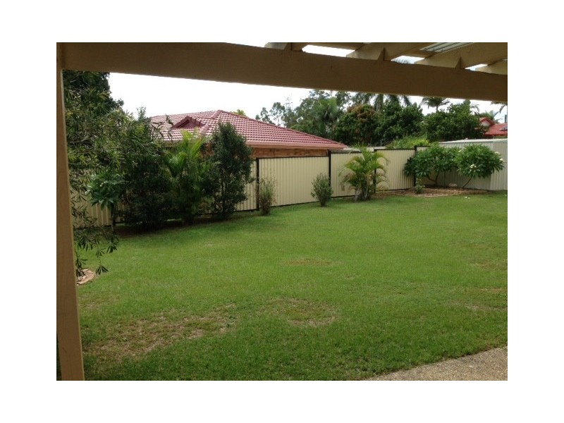 8 Scullin Street, Collingwood Park QLD 4301