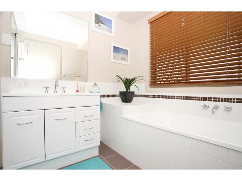 34 Tone Drive, Collingwood Park QLD 4301