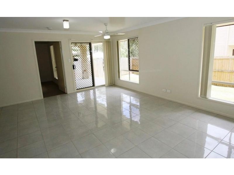 4 Stack Street, Collingwood Park QLD 4301