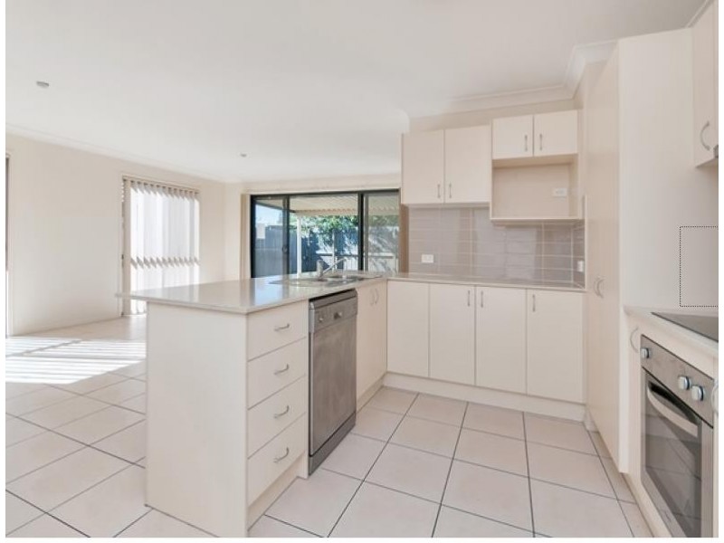 44 Pencarrow Crescent, Raceview QLD 4305