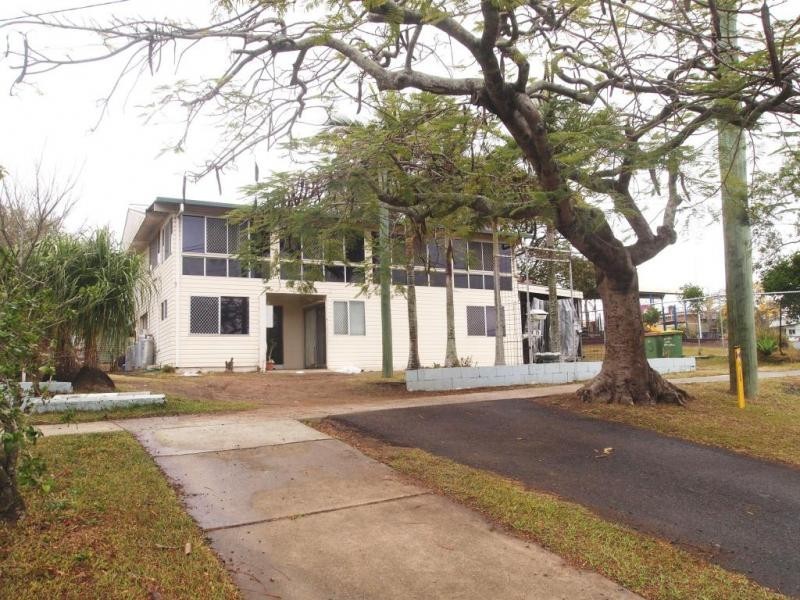 15 Brisbane Road, Redbank QLD 4301