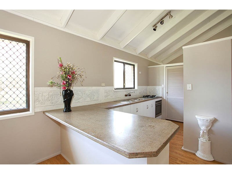 104 Collingwood Drive, Collingwood Park QLD 4301