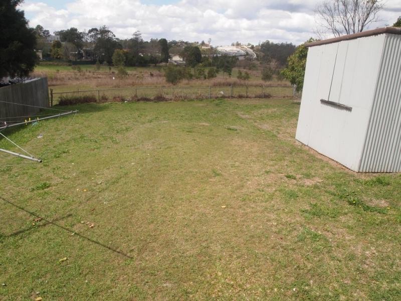 20 Duncan Street, Riverview QLD 4303