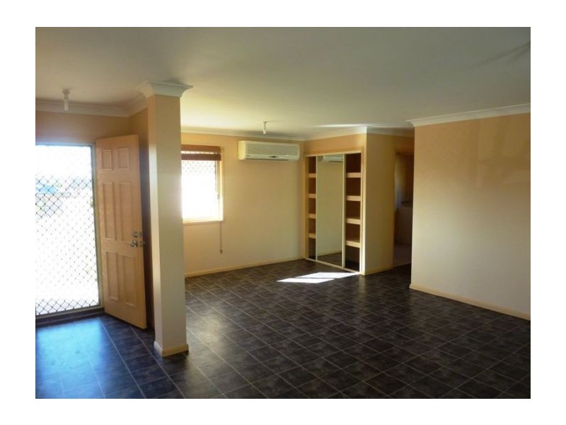 3 Grandview Place, Redbank Plains QLD 4301