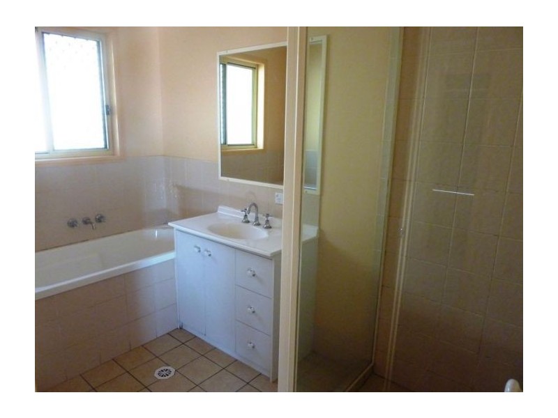 3 Grandview Place, Redbank Plains QLD 4301