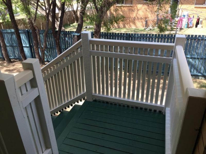 1 Becker Street, Riverview QLD 4303