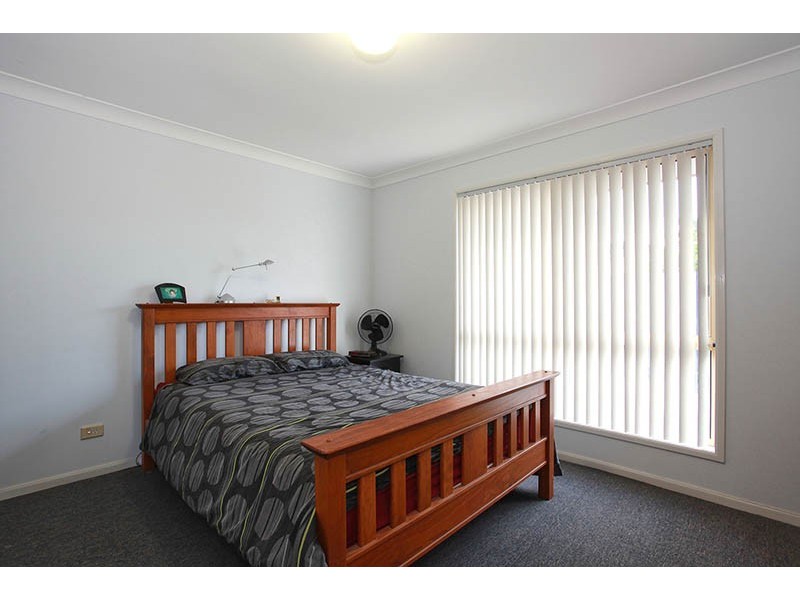 8 Cathryn Court, Collingwood Park QLD 4301