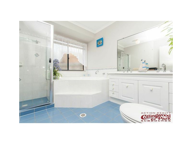 6 Boronia Court, Collingwood Park QLD 4301