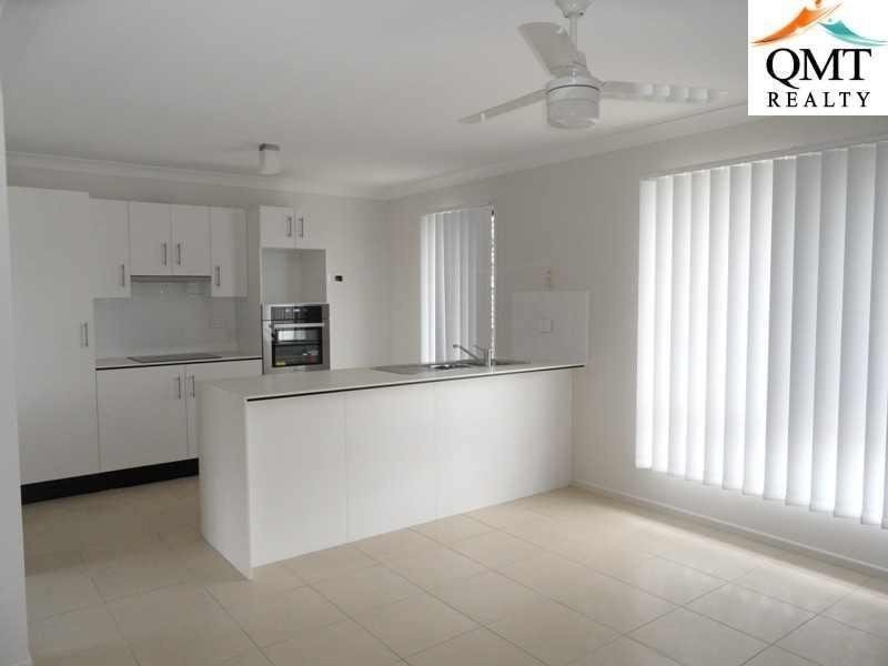 96 High Street, Blackstone QLD 4304