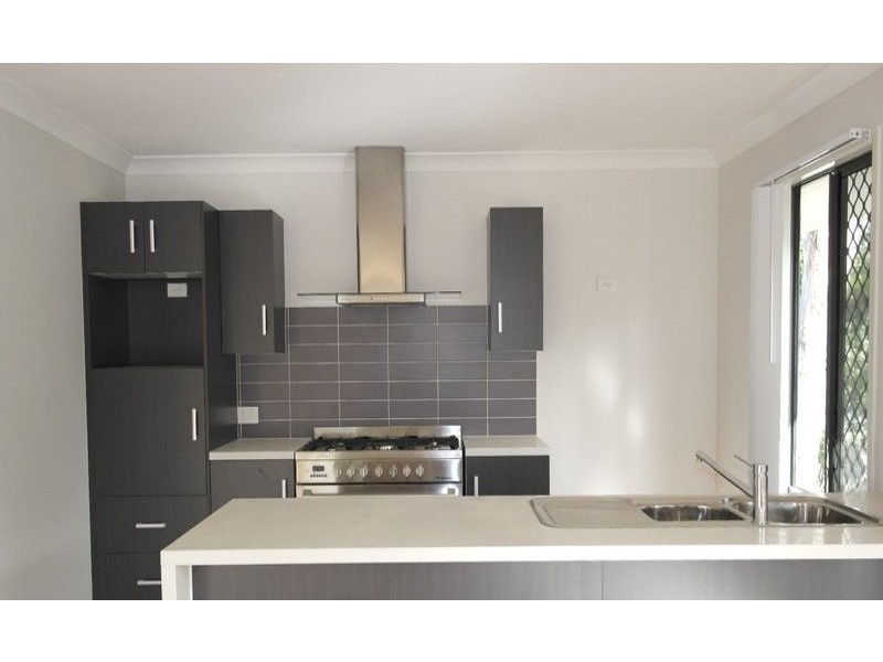 9 Conway Street, Riverview QLD 4303