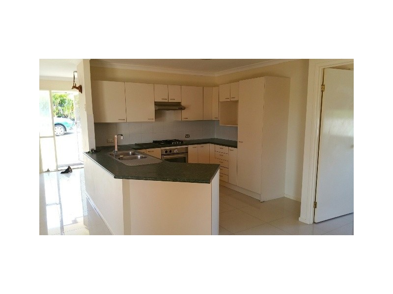 16 Buckland Court, Collingwood Park QLD 4301