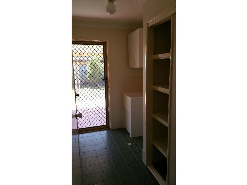 16 Buckland Court, Collingwood Park QLD 4301
