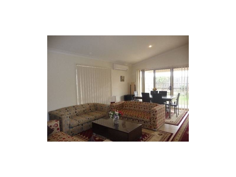 91 Collins Street, Collingwood Park QLD 4301