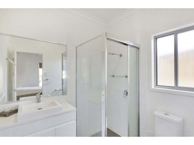 4 Cheihk Crescent, Collingwood Park QLD 4301