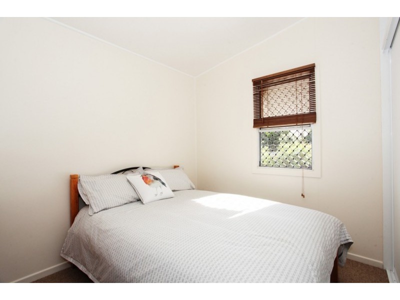 9 Nile Street, Riverview QLD 4303