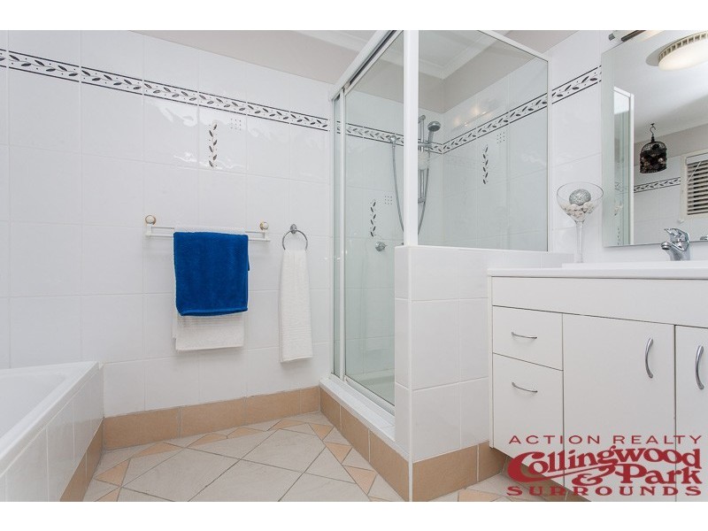 32 Dobell Avenue, Collingwood Park QLD 4301