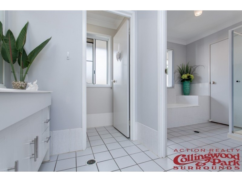 6 McCormack Court, Collingwood Park QLD 4301