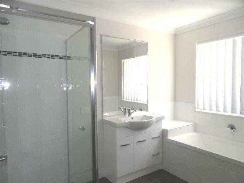 221 Eagle Street, Collingwood Park QLD 4301