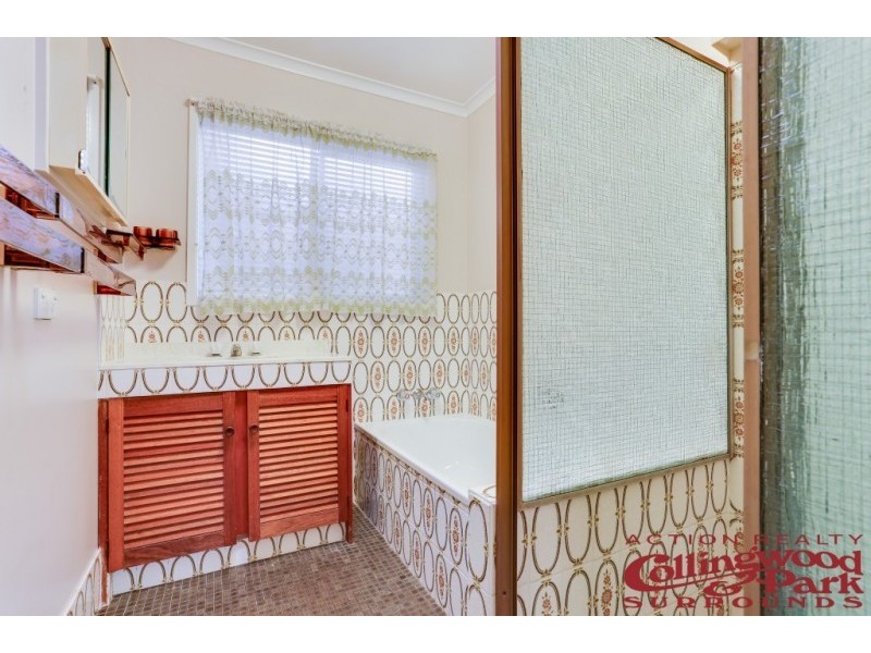 9 Whissen Court, Collingwood Park QLD 4301