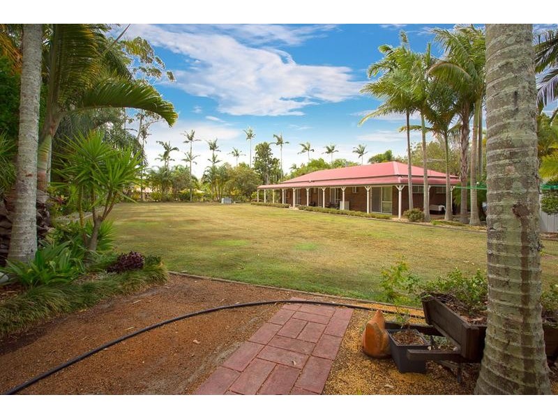 5 Sabal Street, Ningi QLD 4511