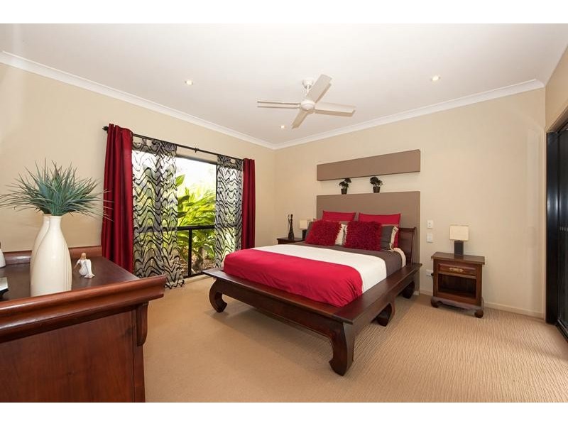 33 Cavanagh Place, Ningi QLD 4511