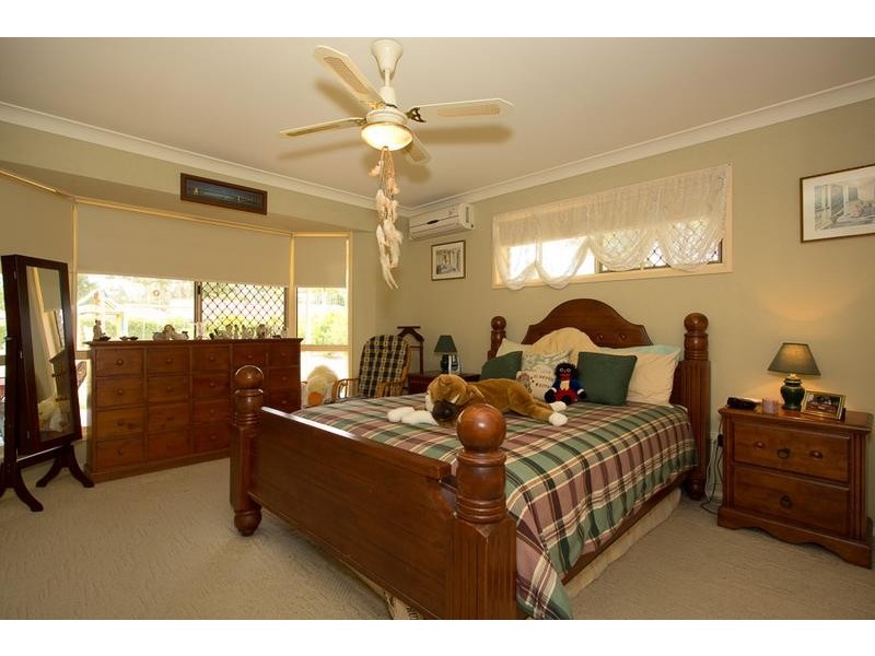 27 Peel Road, Ningi QLD 4511