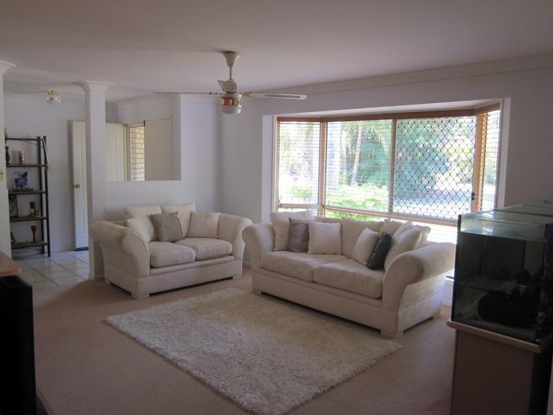 8 Alex Avenue, Ningi QLD 4511