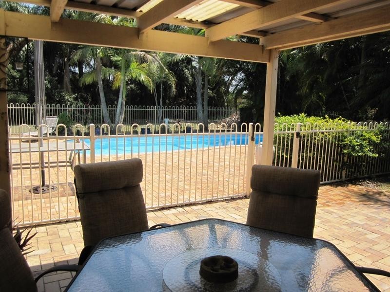 8 Alex Avenue, Ningi QLD 4511