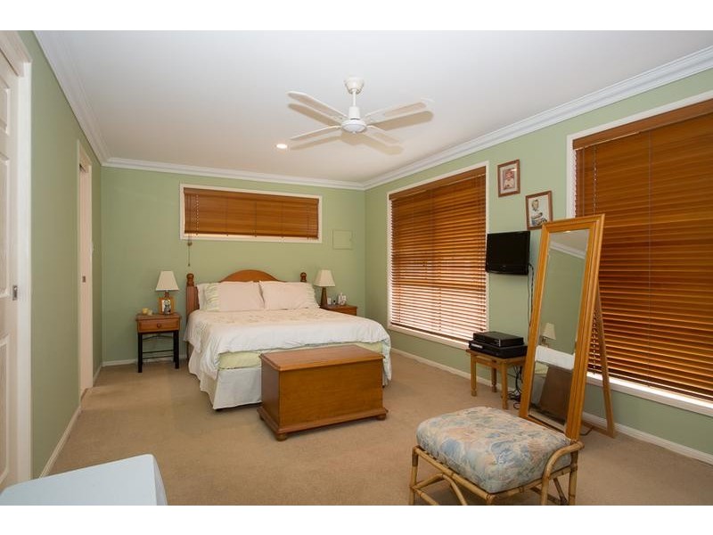 81 Bernborough Way, Ningi QLD 4511