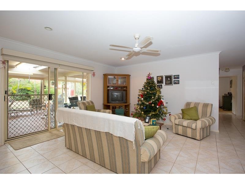 81 Bernborough Way, Ningi QLD 4511