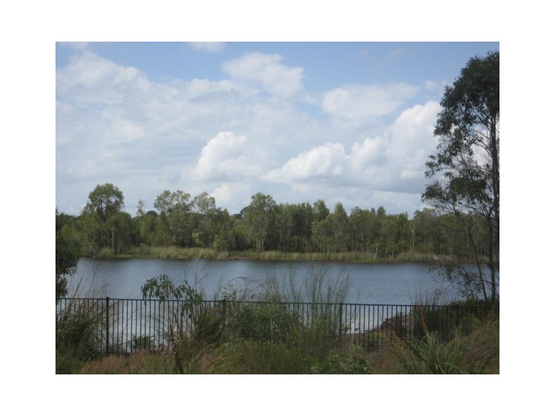 63 Sandheath Place, Ningi QLD 4511