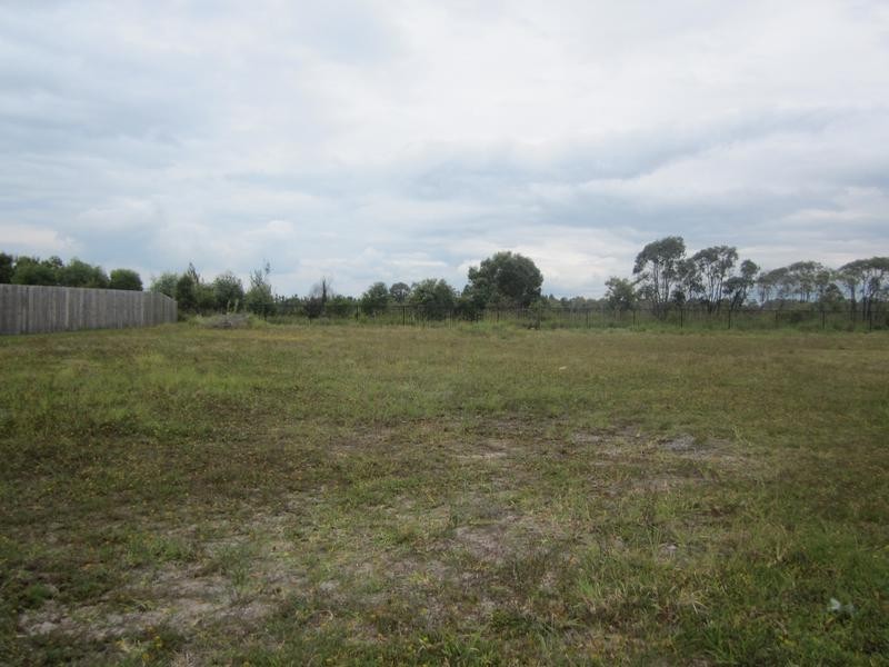 63 Sandheath Place, Ningi QLD 4511
