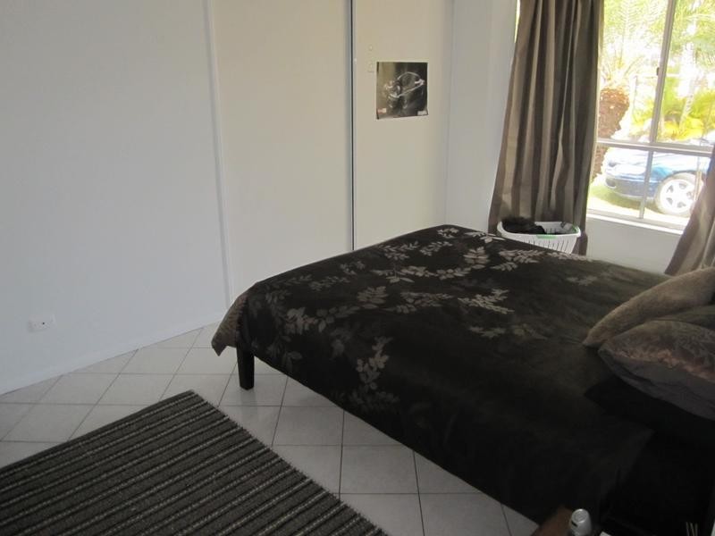 8-10 Triton Court, Ningi QLD 4511