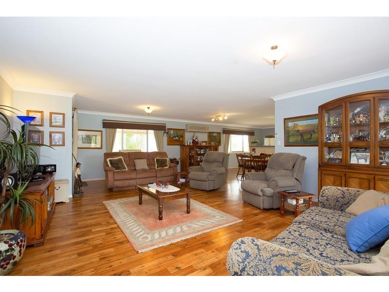 18 Caryota Court, Ningi QLD 4511