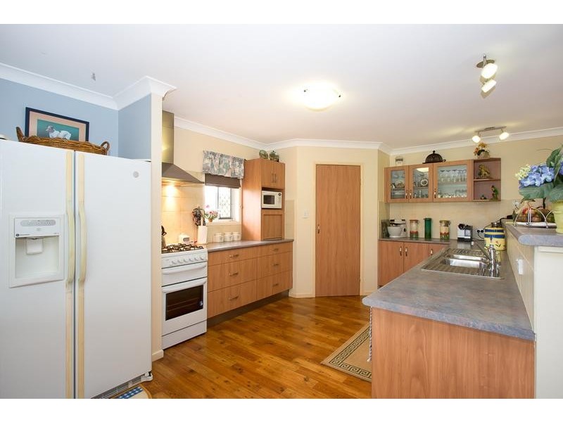 18 Caryota Court, Ningi QLD 4511