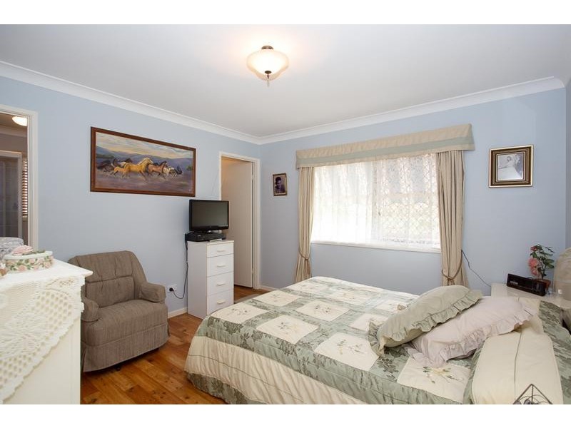 18 Caryota Court, Ningi QLD 4511