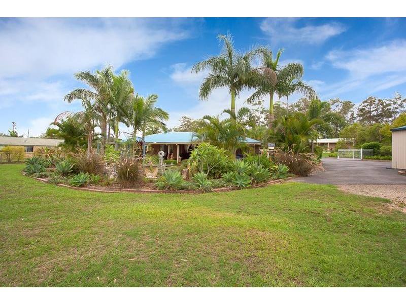 18 Caryota Court, Ningi QLD 4511