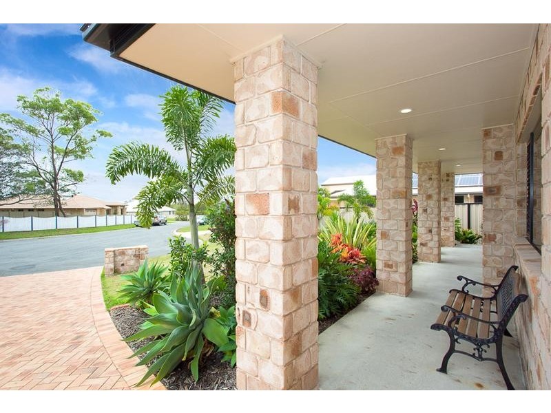 25 Barr Place, Ningi QLD 4511