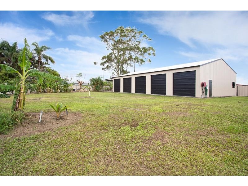 25 Barr Place, Ningi QLD 4511